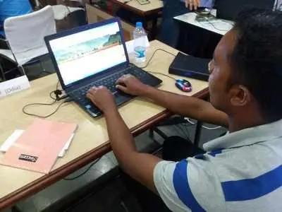 computer400x300.jpg